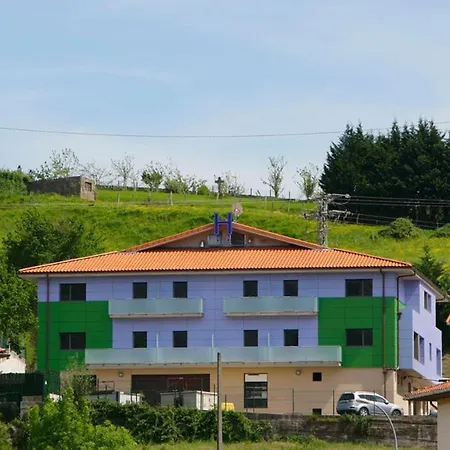 Hotel Aginaga Hotela Usurbil