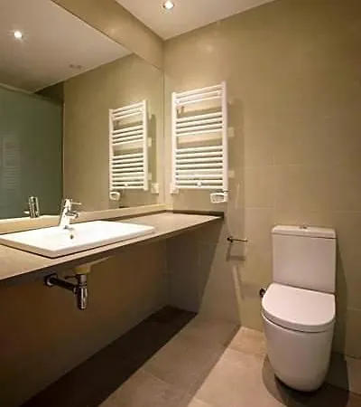Hotel Aginaga Hotela Usúrbil